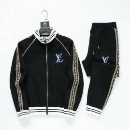 Picture of LV SweatSuits _SKULVM-3XL25wn11129235